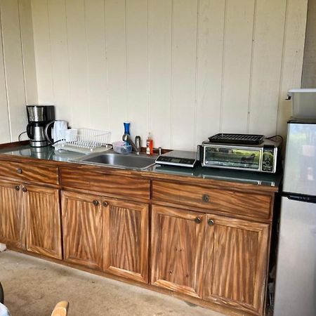 Waipio Studio Apartment Kukuihaele Bagian luar foto
